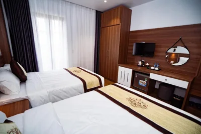 带阳台双床房 — Navy Hotel Ha Long